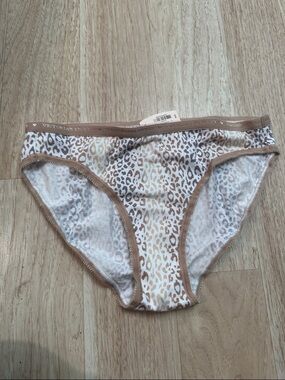 Victoria's Secret Leopard Print Bikini Briefs - Tan/White New M
